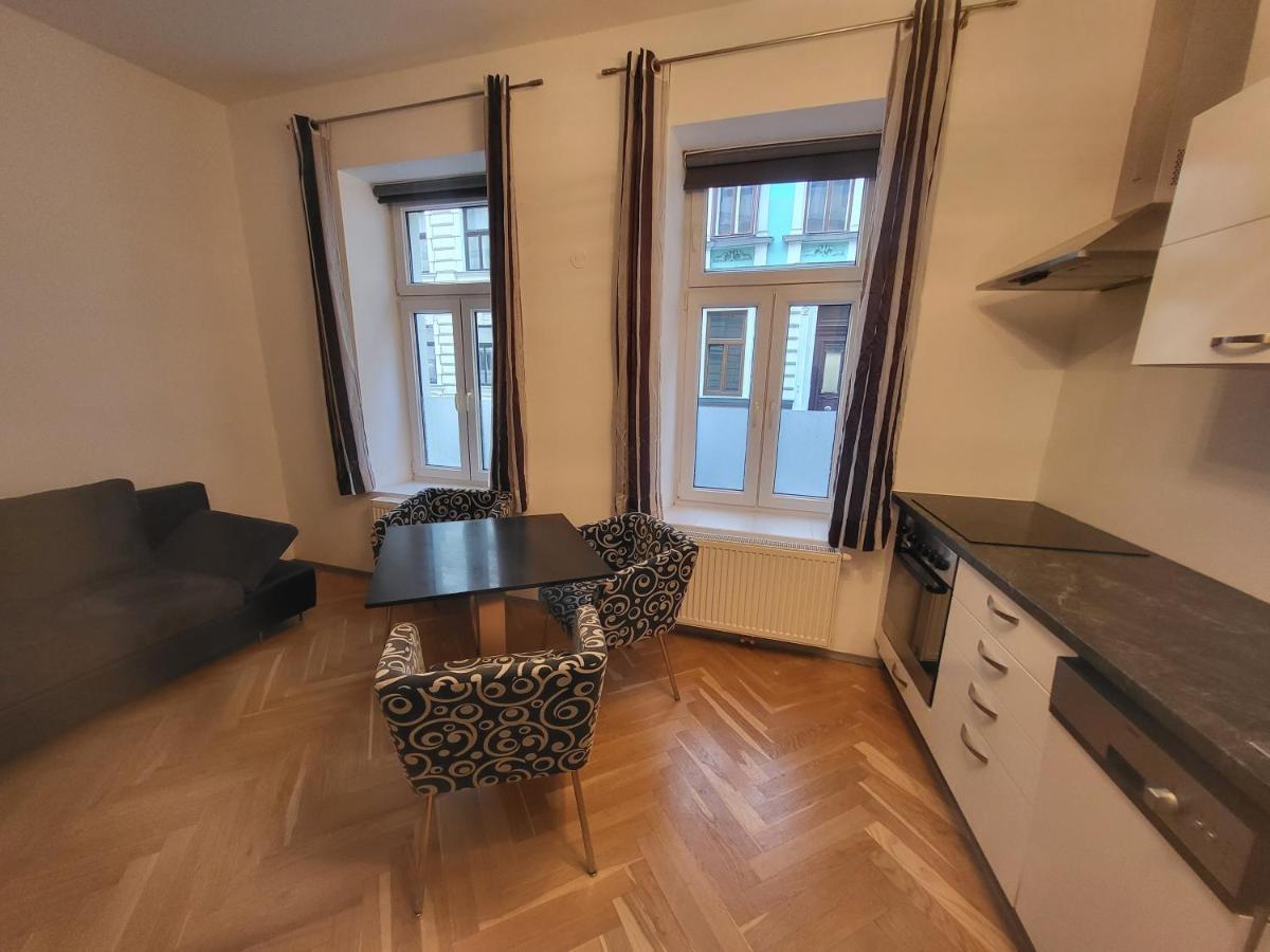 Cozynite Premium Apartment Hundertwasser Vienna Esterno foto